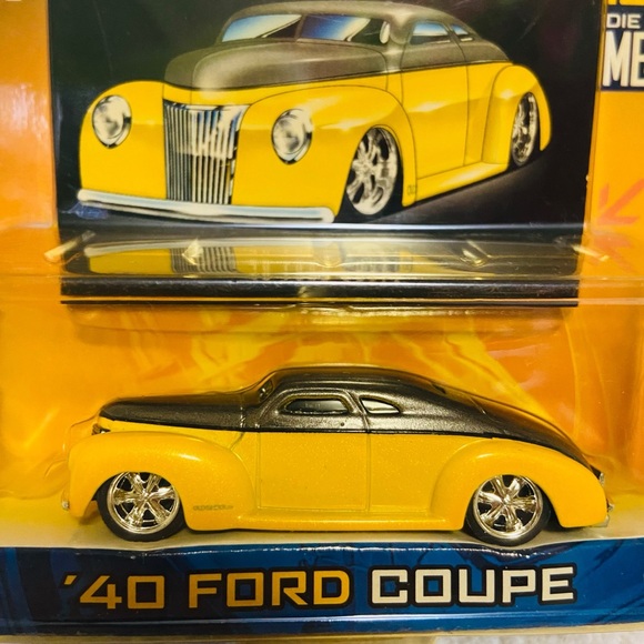 Jada Dub City 1940 Ford Coupe 1:64 Yellow - Picture 8 of 9